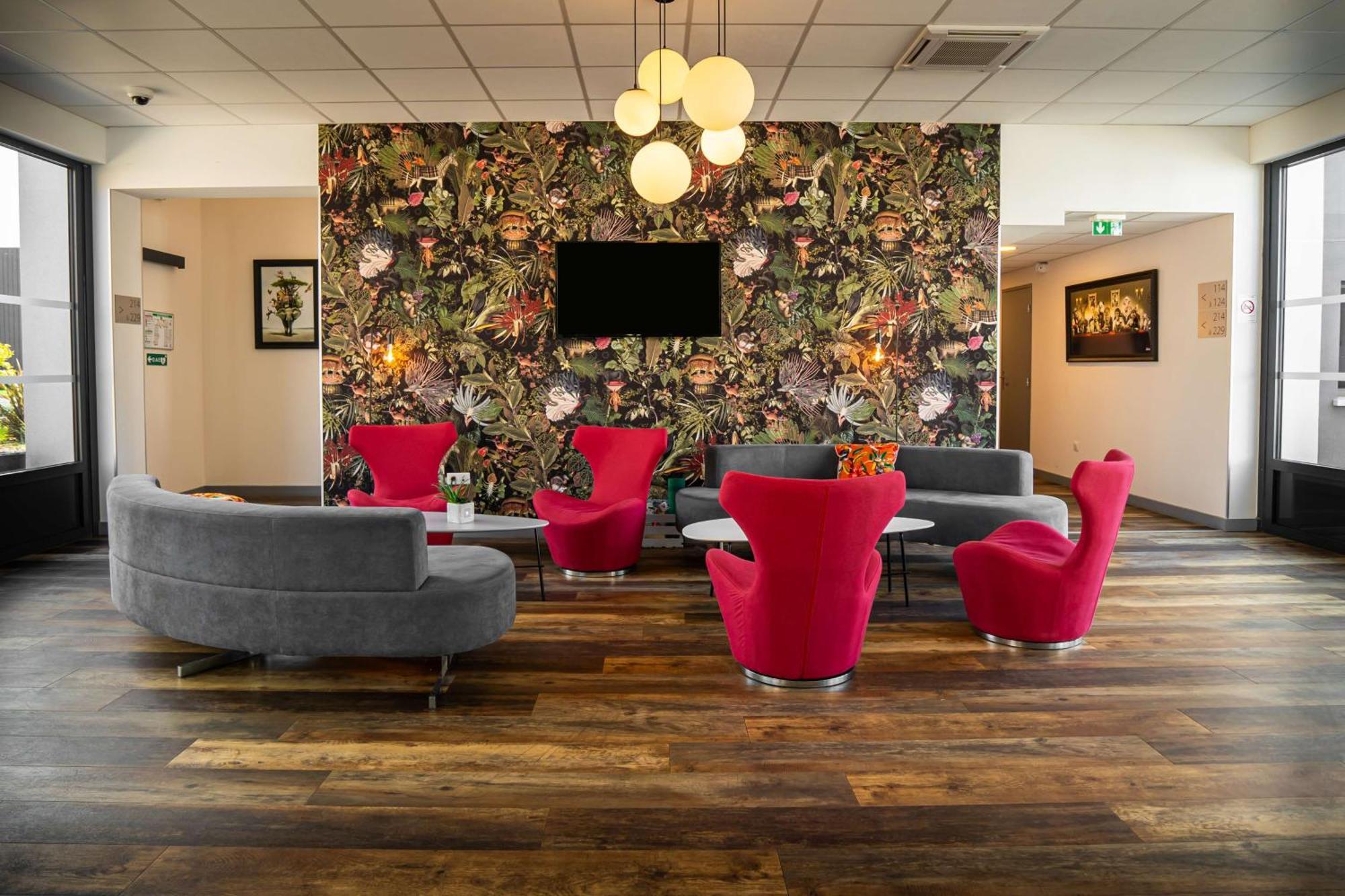 Sure Hotel By Best Western Les Portes De Монтобан Екстериор снимка